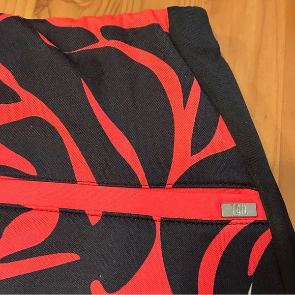 Tail Skort XS Golf Pickleball Tennis Activewear Zipped Pockets Pull On Floral - Picture 7 of 12